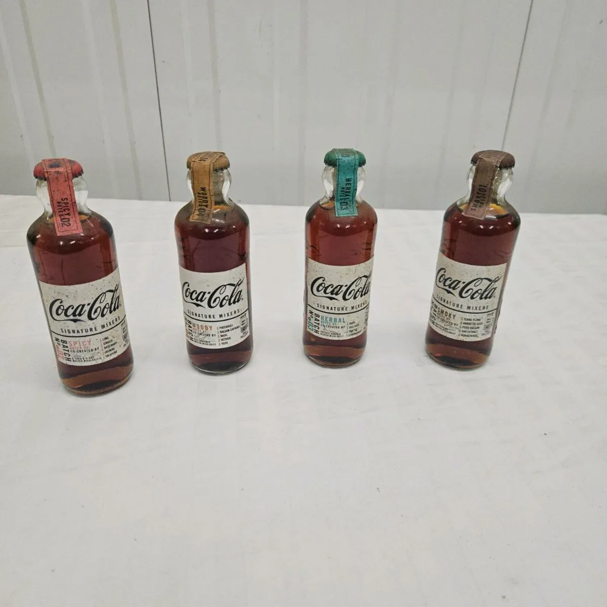 4x coca cola bottles - Image 1