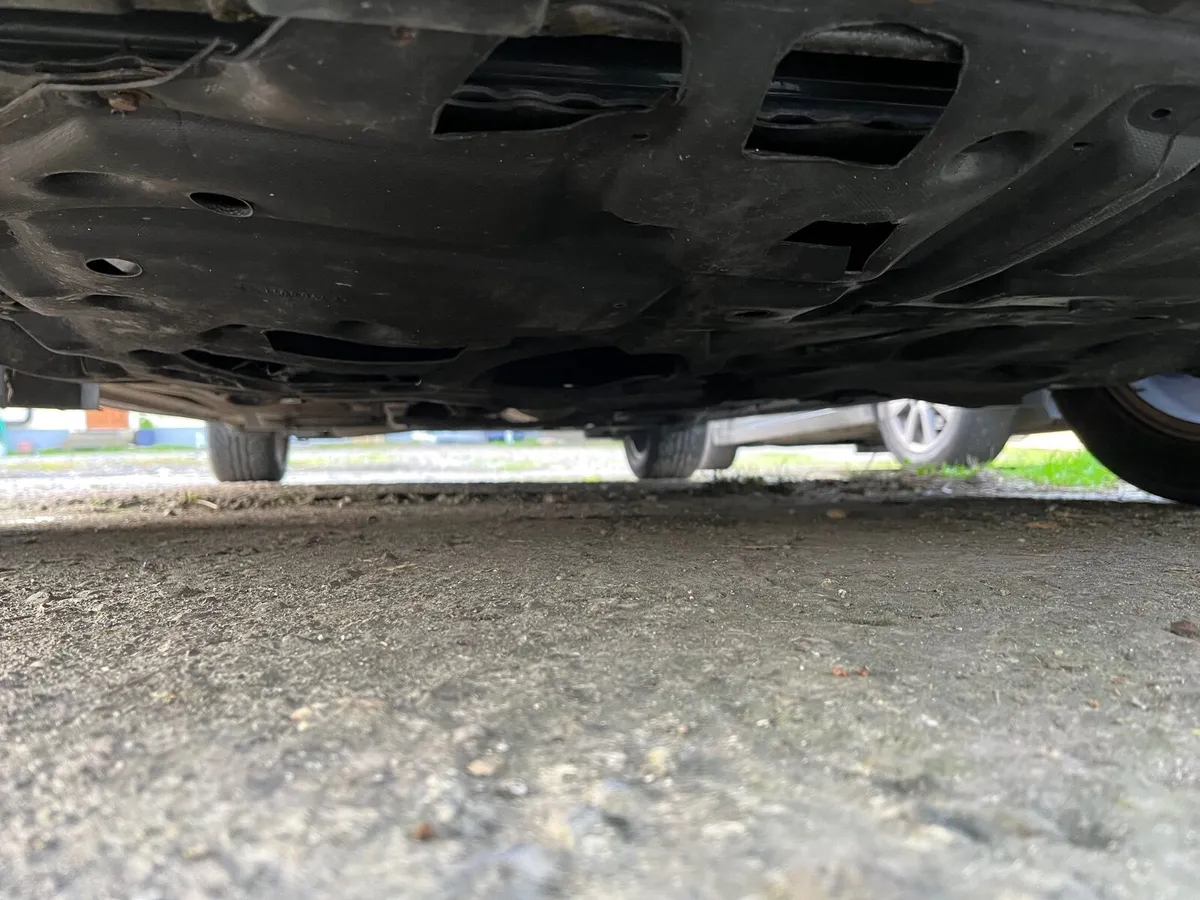 Toyota Auris 2007 - Image 3