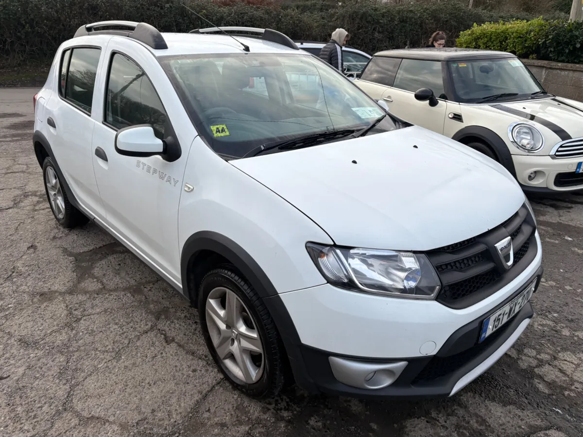 2015 Dacia Sandero Stepway NCT & TAX 05/26 - Image 3