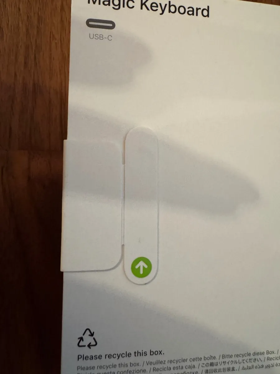 Apple Magic Keyboard - Image 2