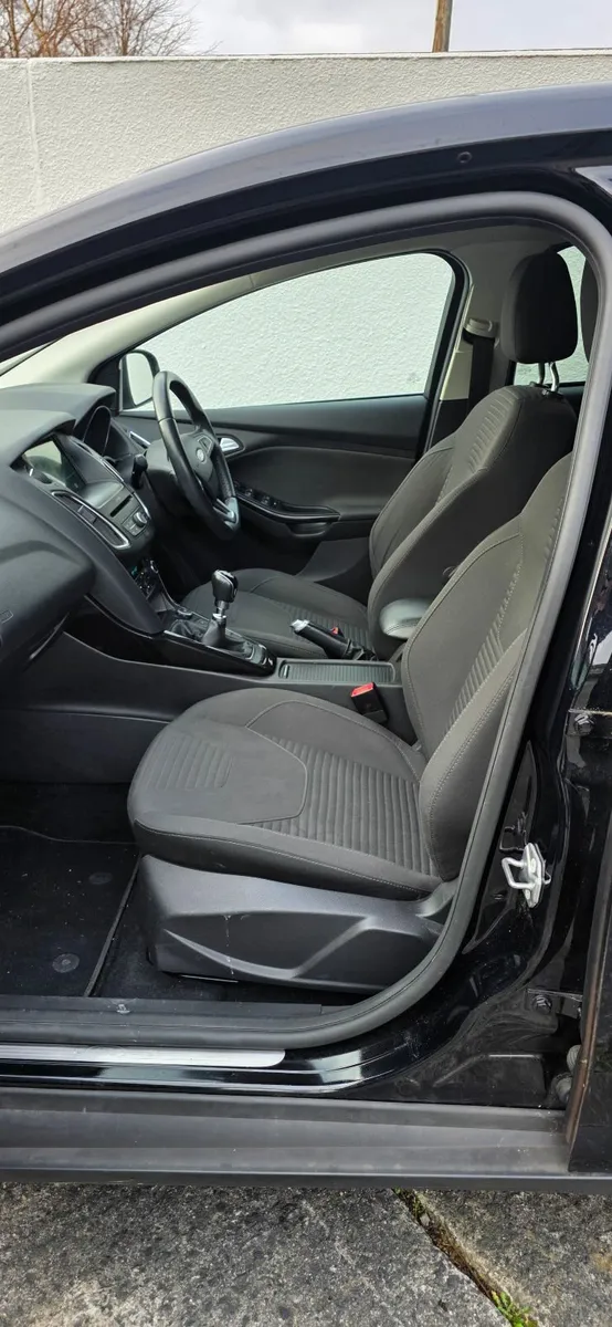 2018 Ford Focus Titanium 1.0 125PS 6 Spd - Image 2