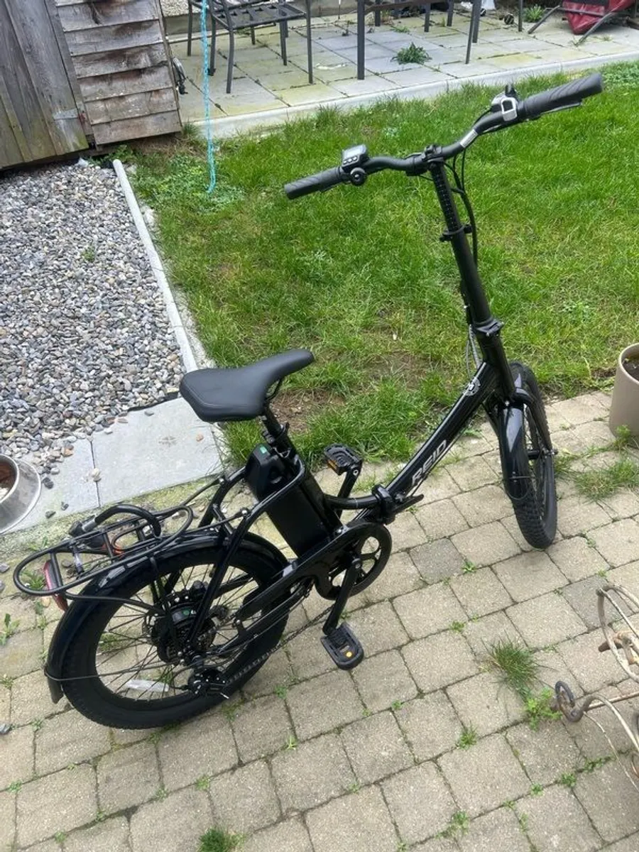 Reid e-Metro foldable electric bike - Image 1