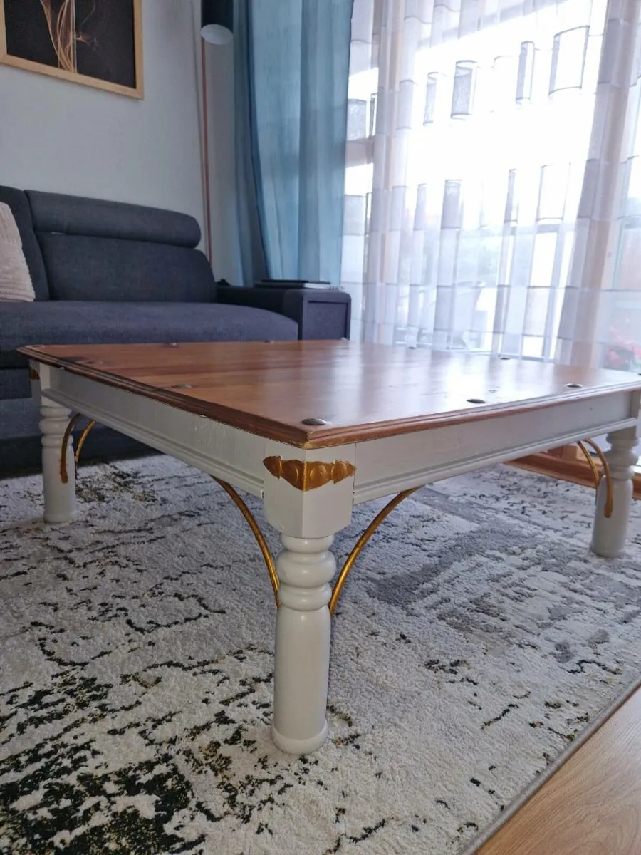 Coffe table 100cm x 100 cm H 40 cm - Image 2