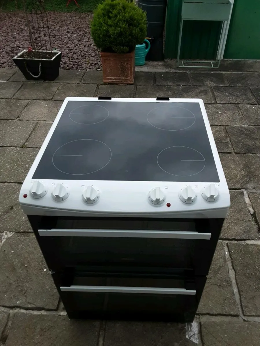Electric cooker - Image 2
