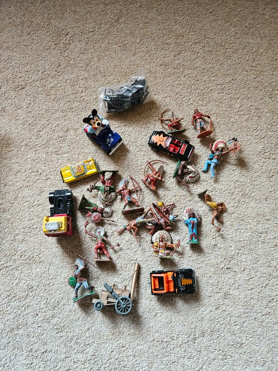 Vintage Crescent Matchbox Corgi lot - Image 1
