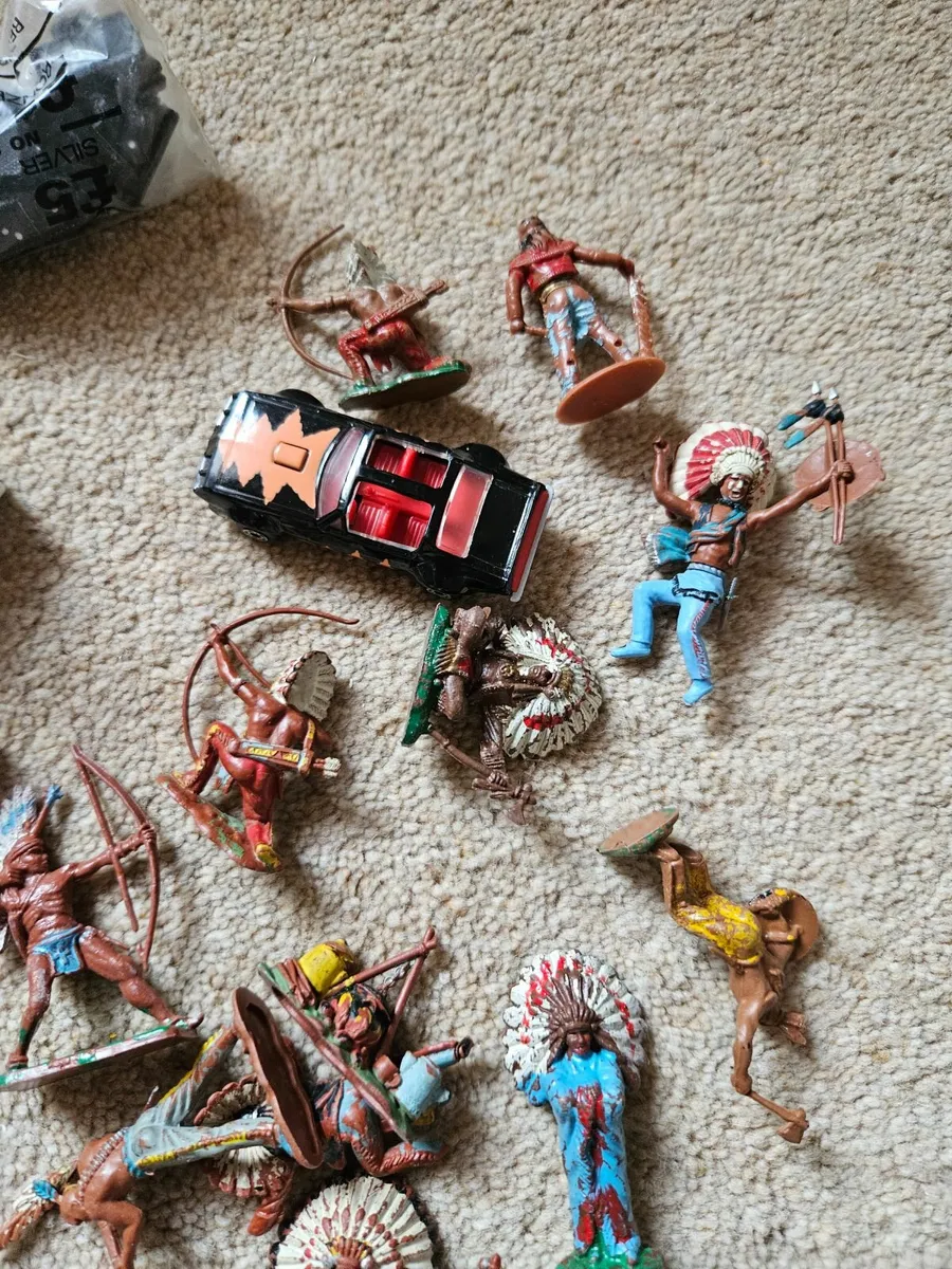 Vintage Crescent Matchbox Corgi lot - Image 2