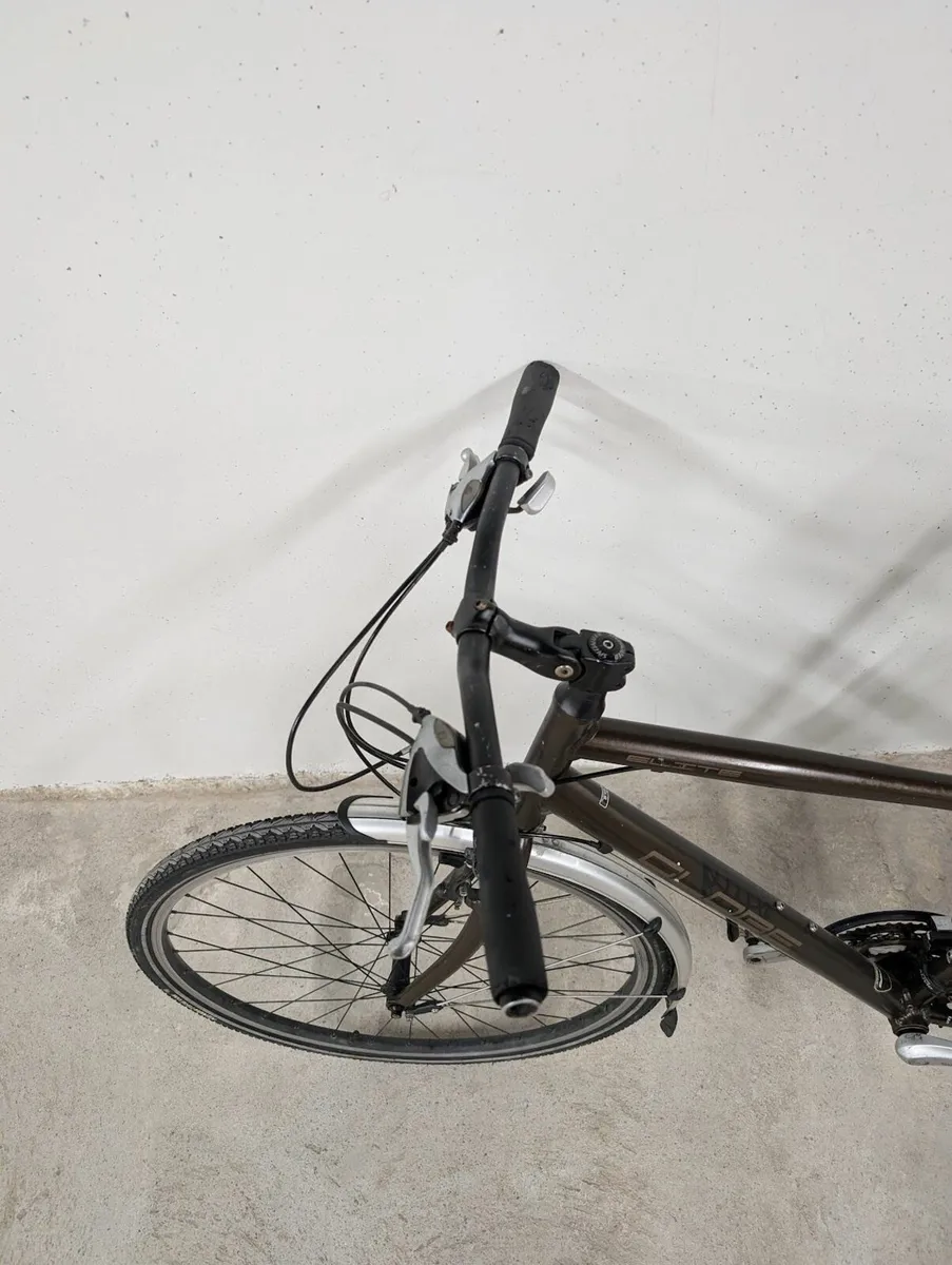 Globe Elite (by Specialized) Bicycle for Sale - Image 2