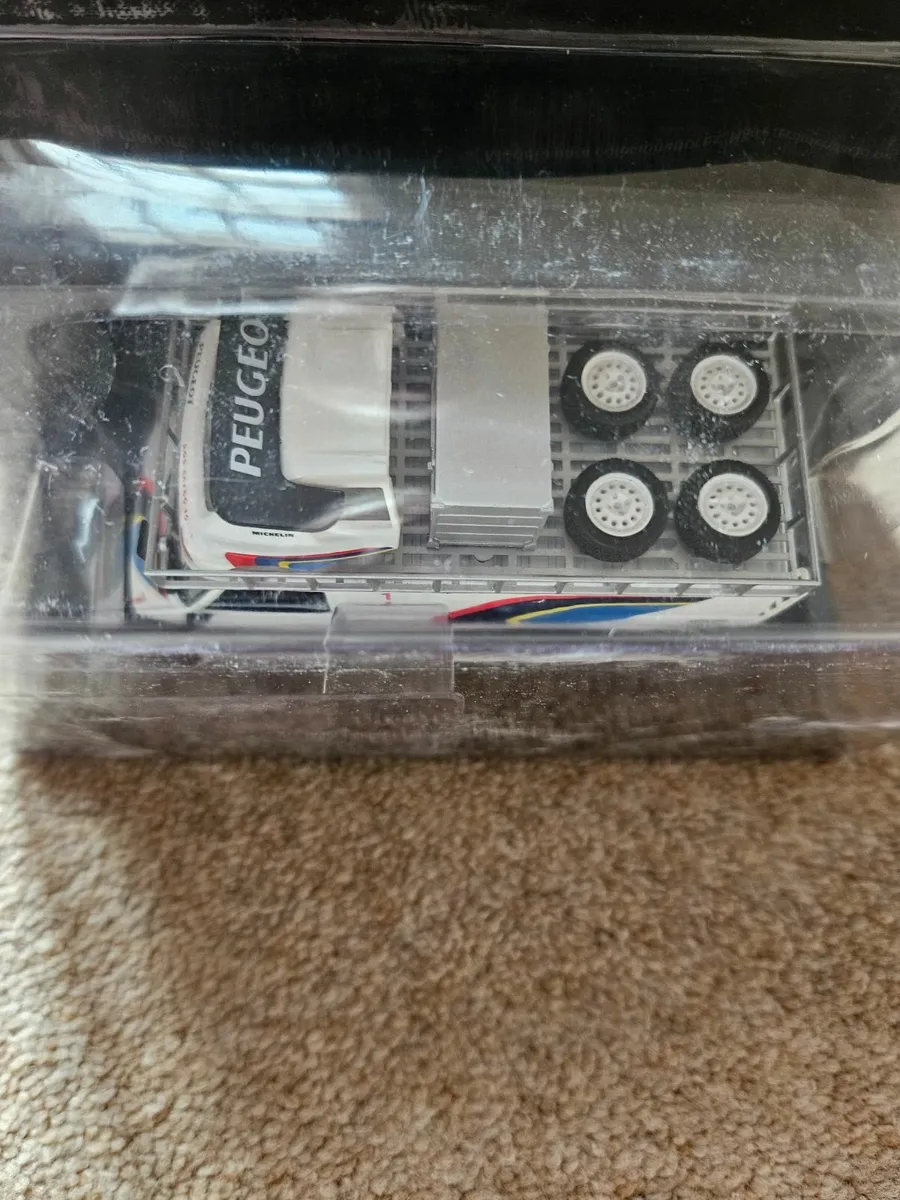 Corgi De Agostini Peugeot Rally Van - Image 2