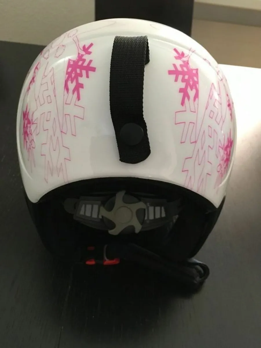 Ski helmet with ski goggles - Image 2