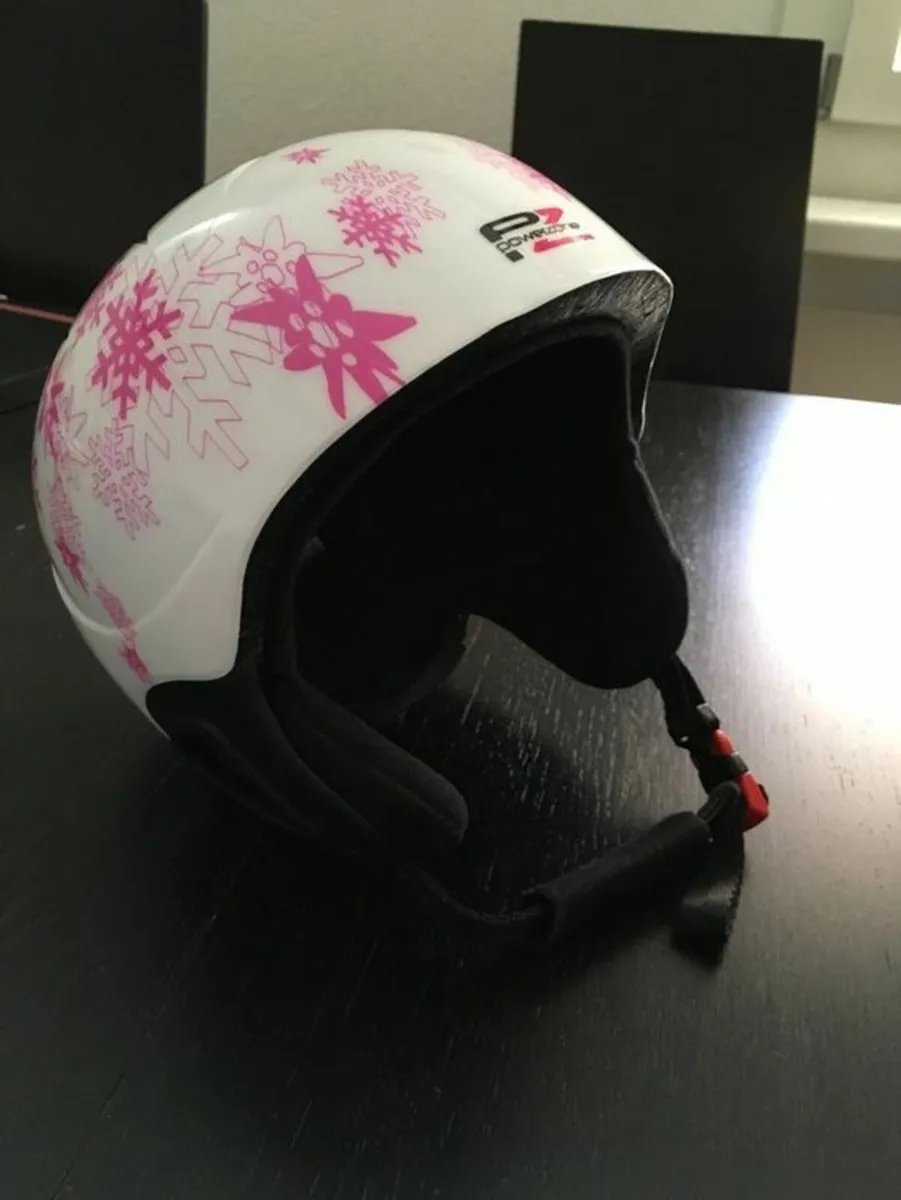 Ski helmet with ski goggles - Image 3