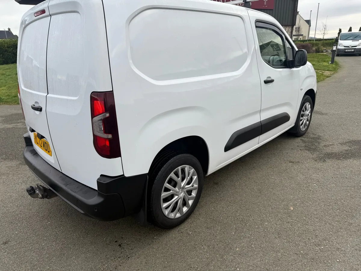 2023 Citroen berlingo - Image 4