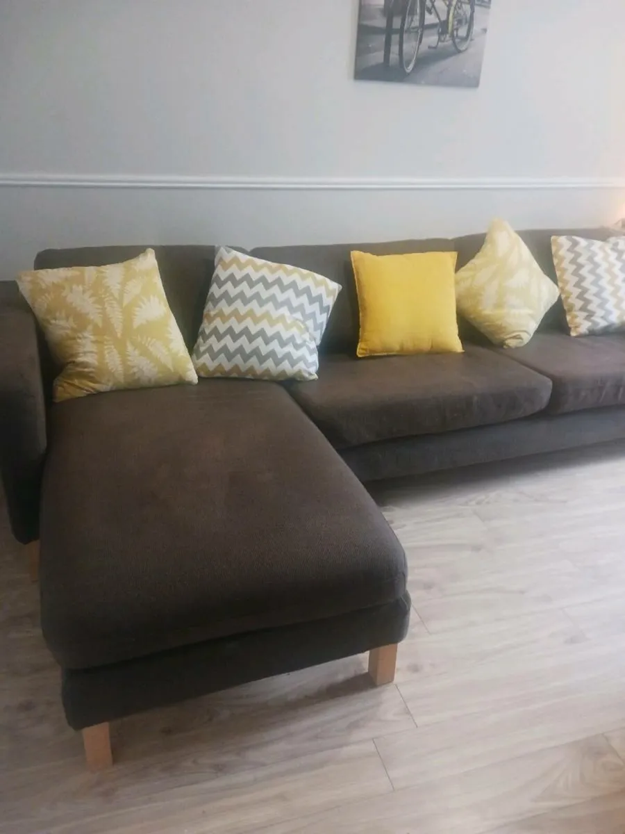 Large Sofa with Chaise - Image 3