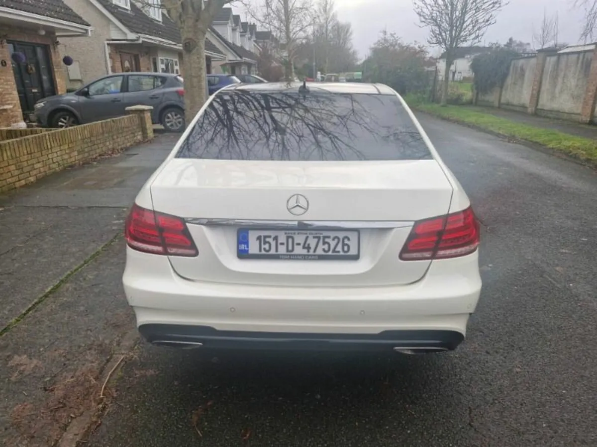Mercedes-Benz E-Class 2015 Night ed. Premium plus - Image 4
