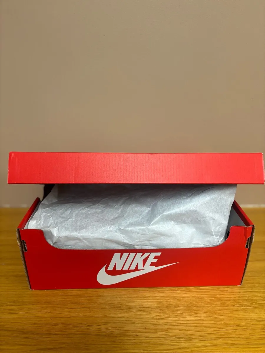 Nike Air Max 95 OG Solar Red EU 45/UK 10 - Image 4