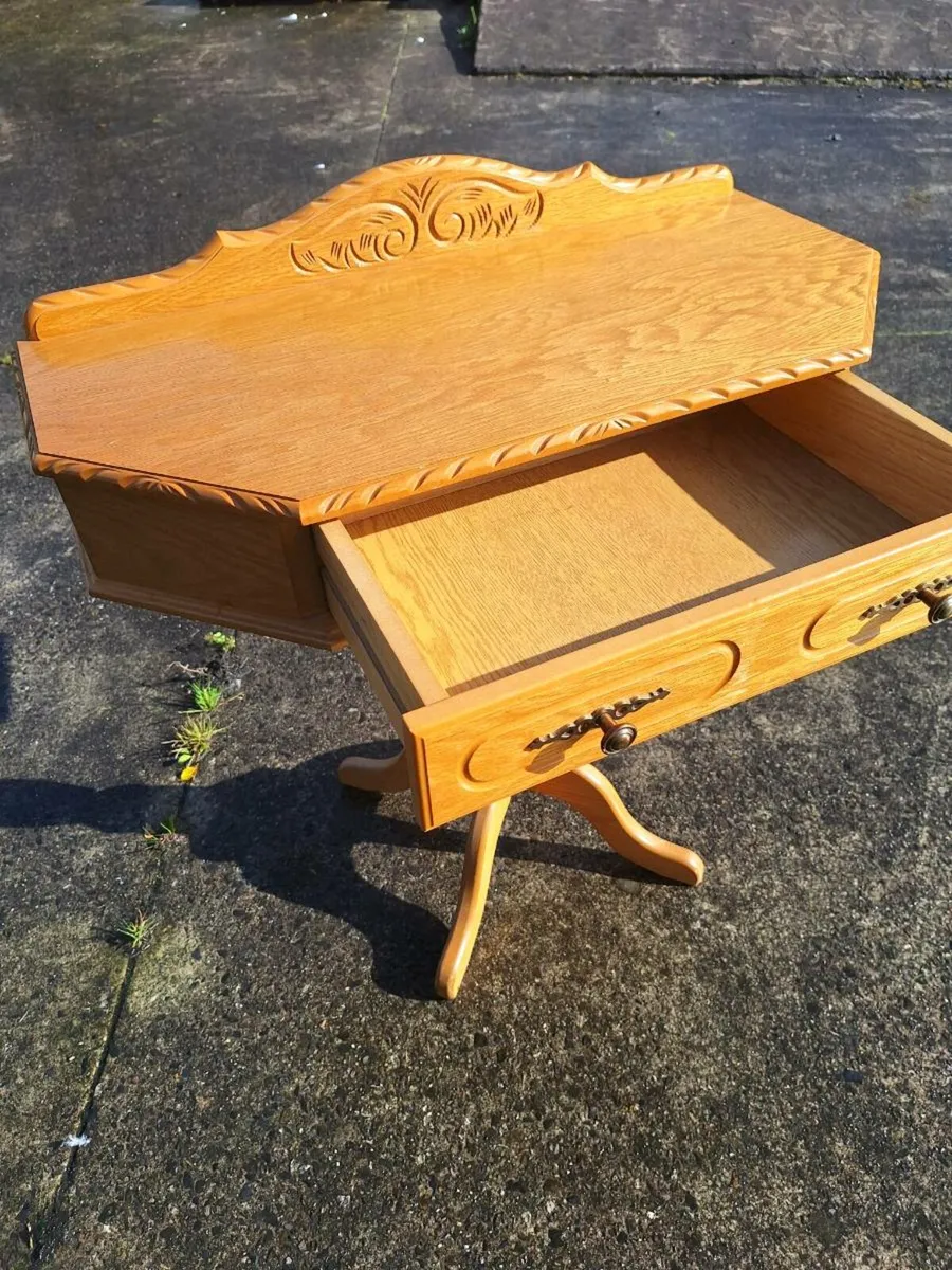 Lovely wooden hall table - Image 2