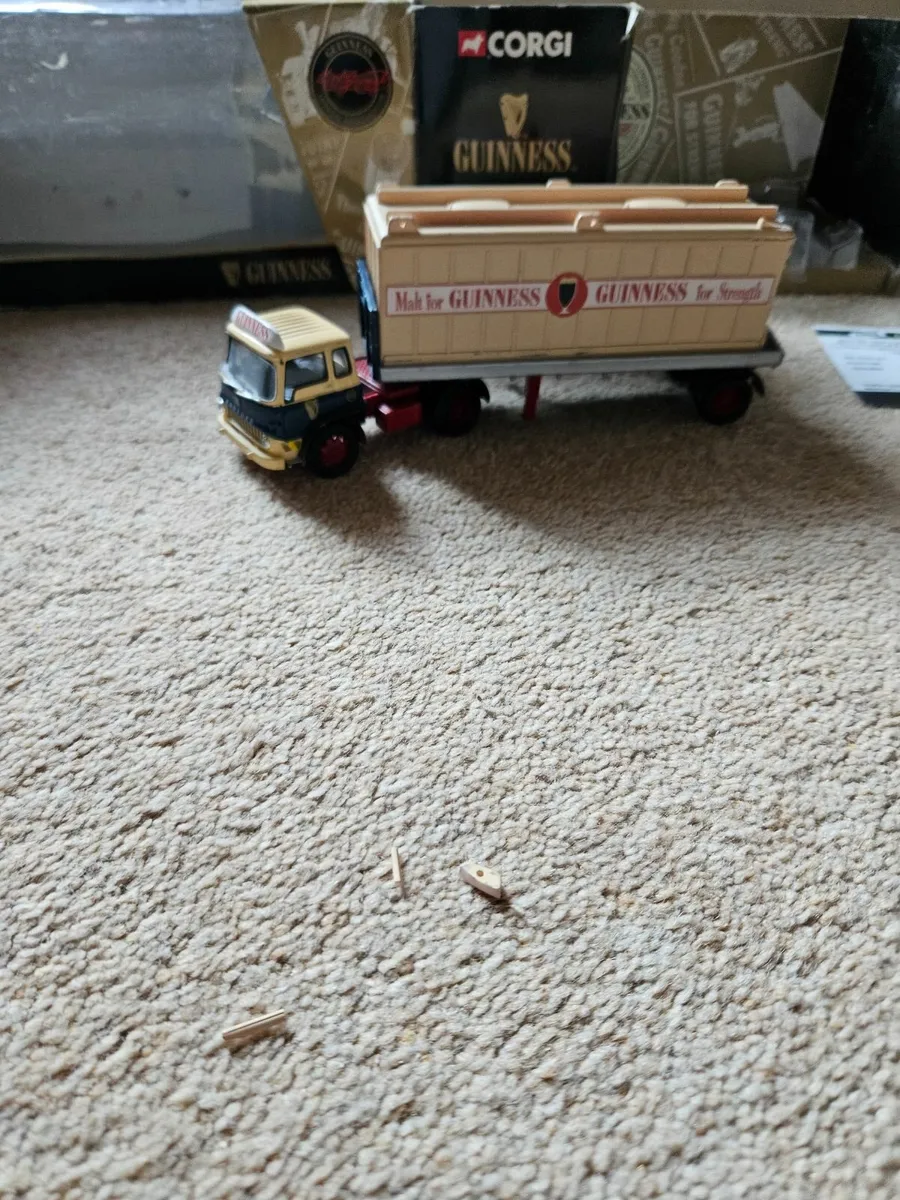Corgi Guinness Bedford Truck 1.50 - Image 4