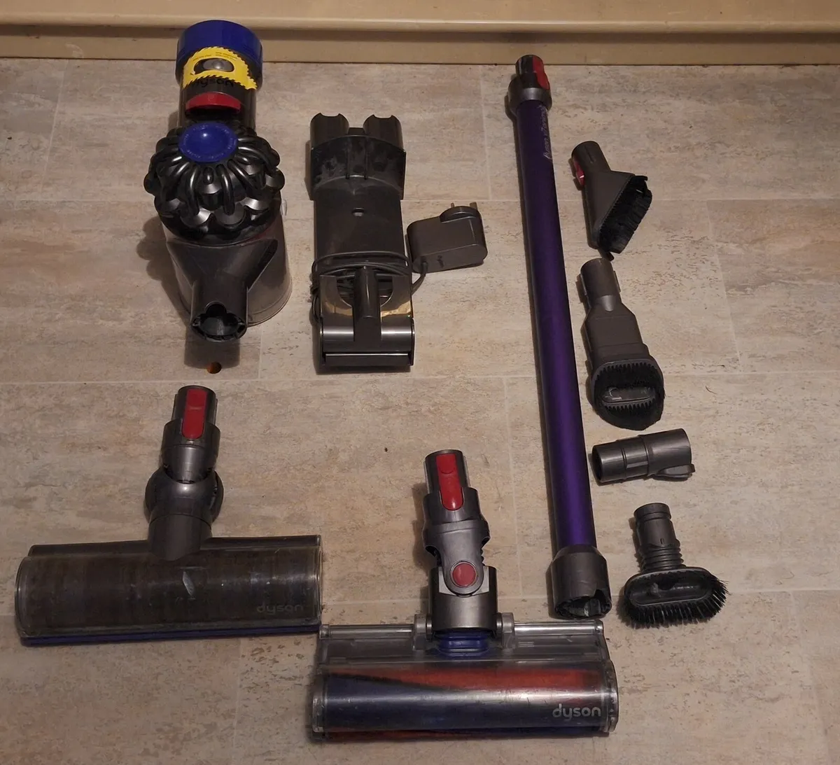 Dyson v8 vacuum cleaner - Image 1