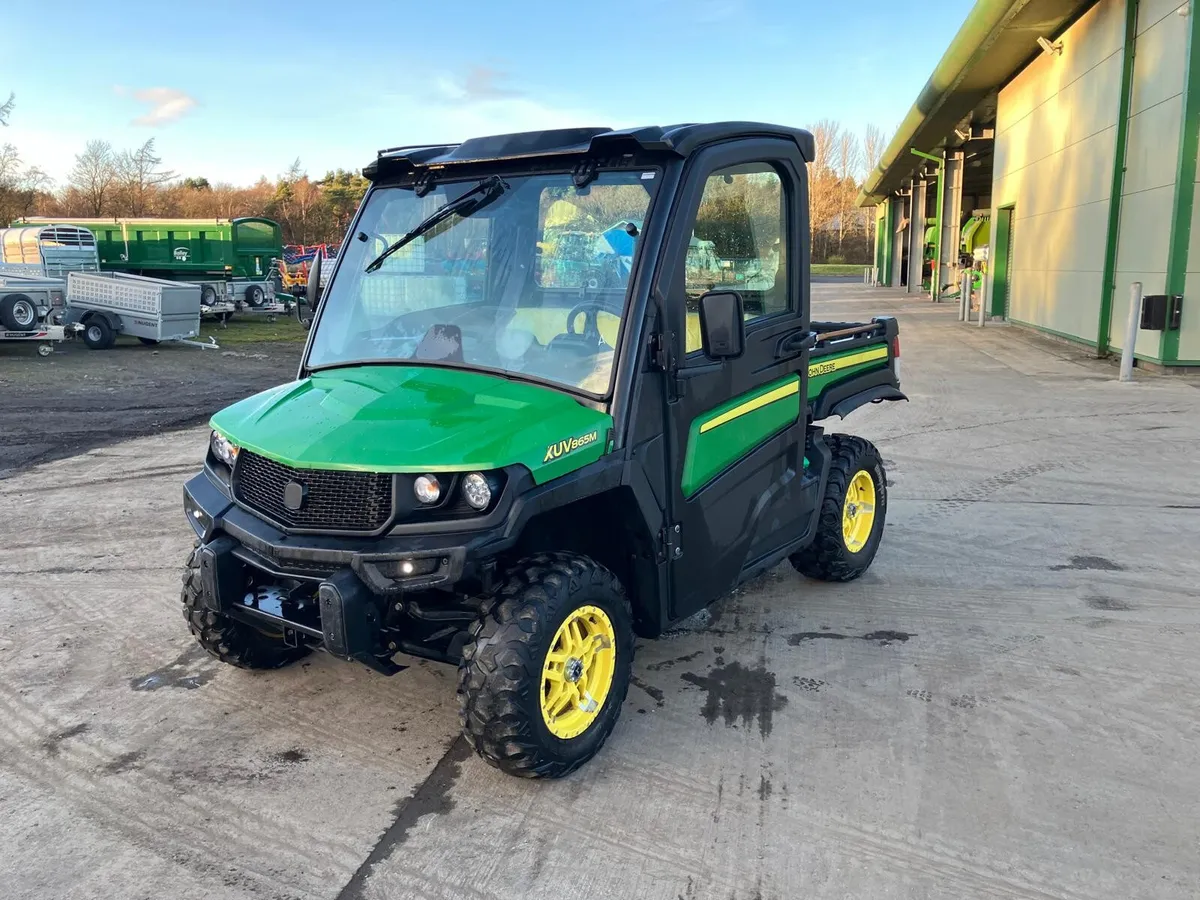JOHN DEERE XUV865M GATOR, 2021 C/W HEATER - Image 1