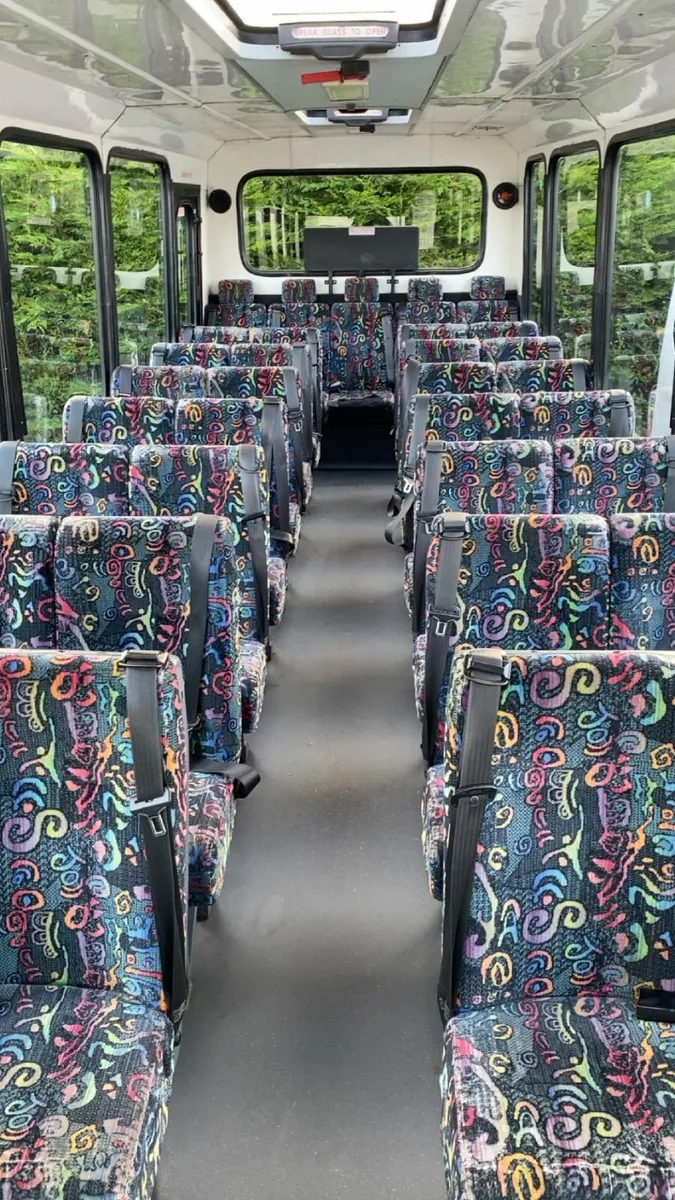 Mercedes-Benz Other 2005 - Image 2