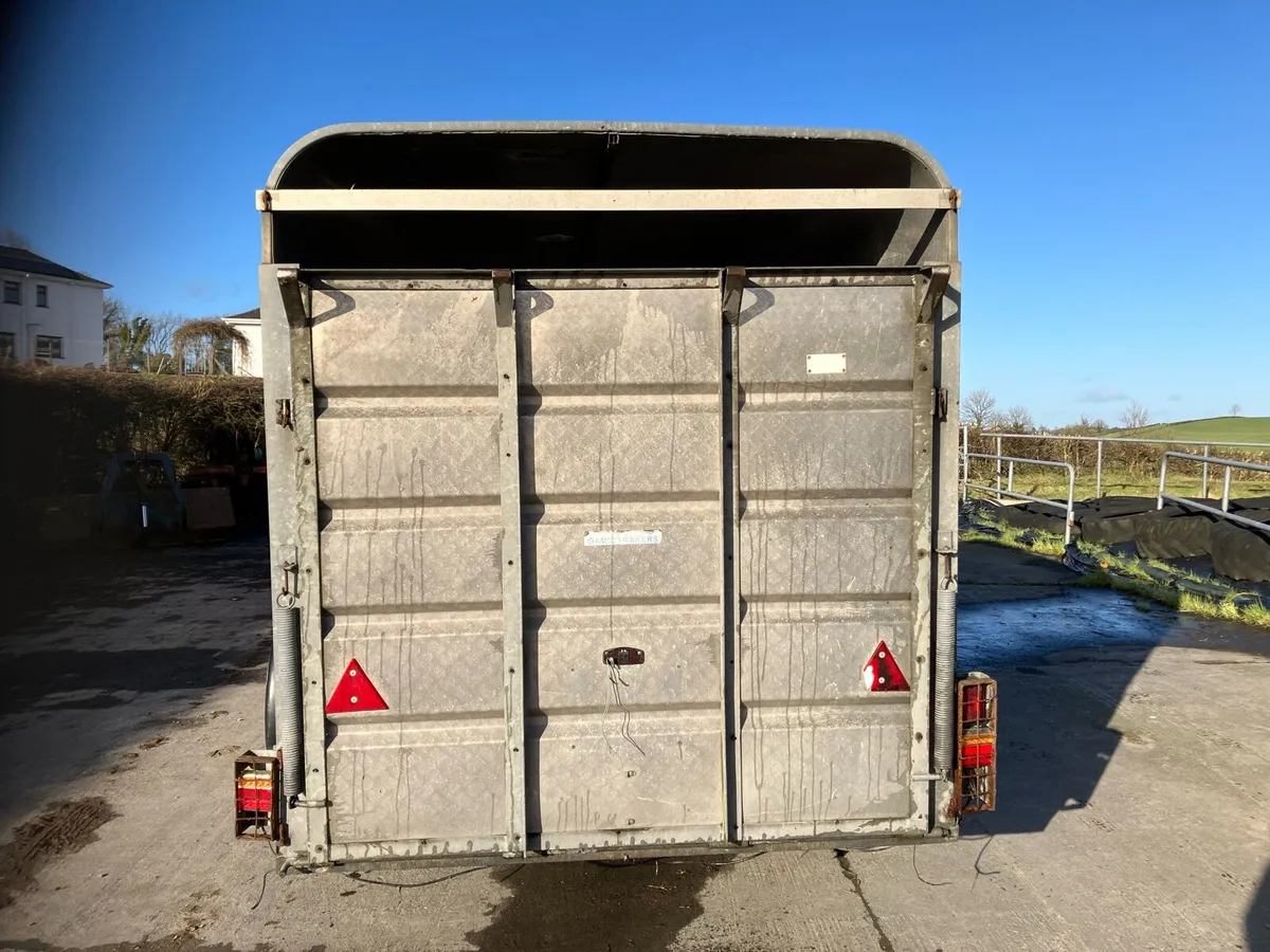 Gamic cattle trailer - Image 3