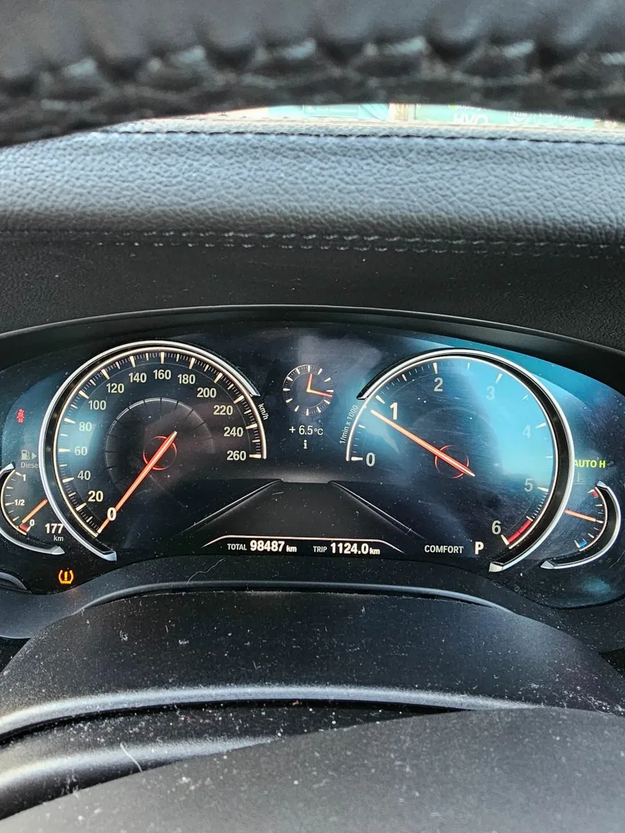 2017 BMW 520d M Sport  98k km Excellent Condition - Image 2