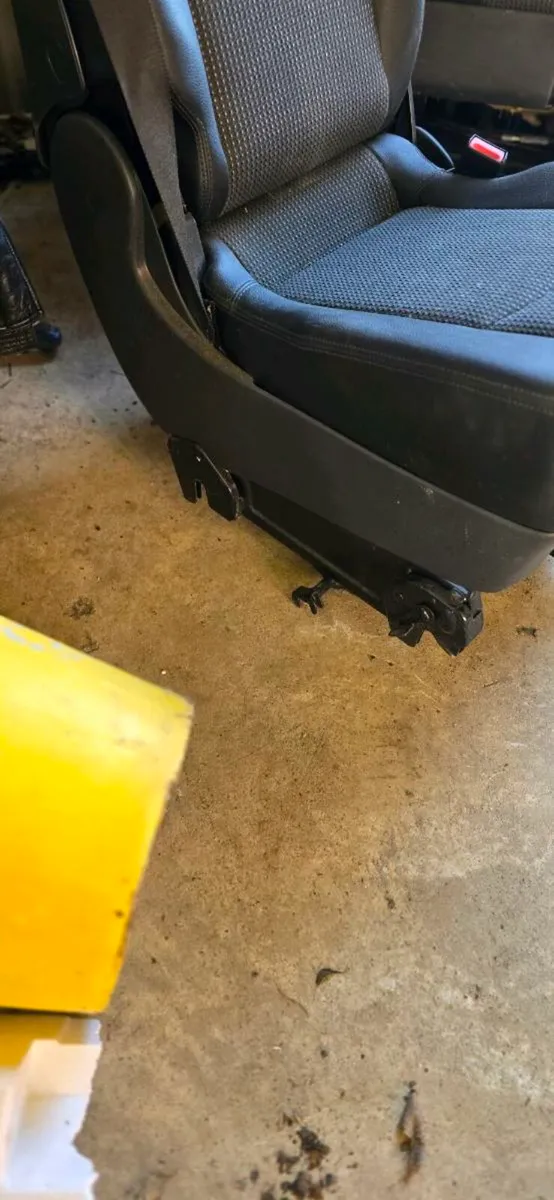 Transit crew cab seats - Image 3