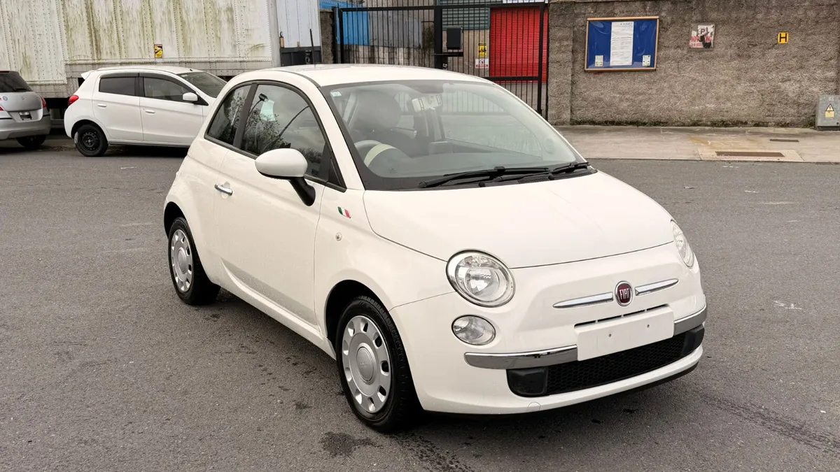 Fiat 500 2015 - Image 2