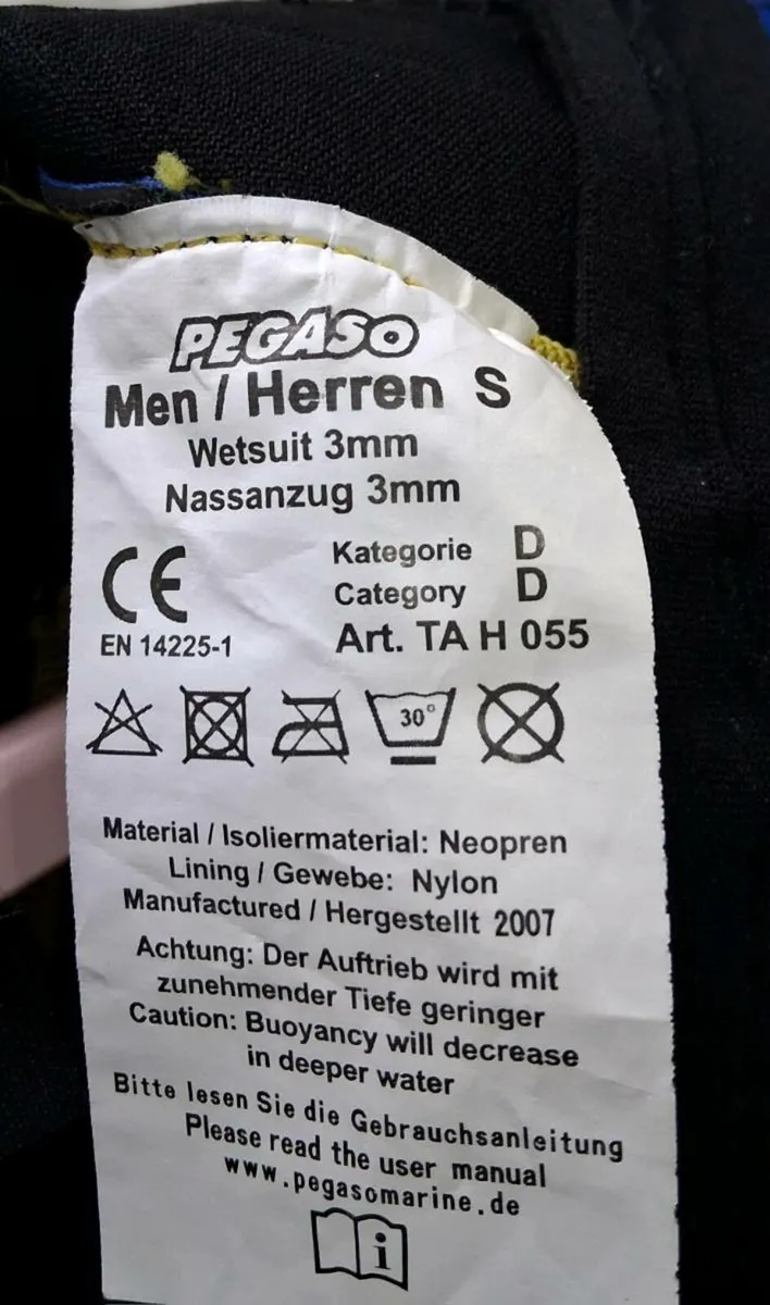 Boys/Men's 3mm Wetsuit- Pegaso Brand Size Small - Image 3