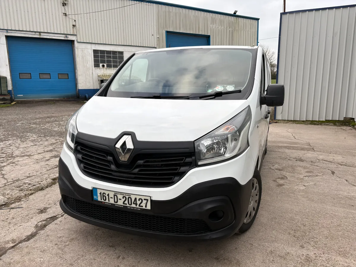 Renault Trafic 2016 - Image 2