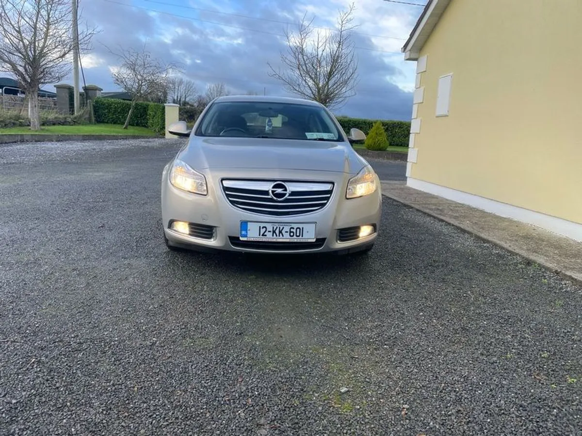 2012 Opel Insignia - Image 2