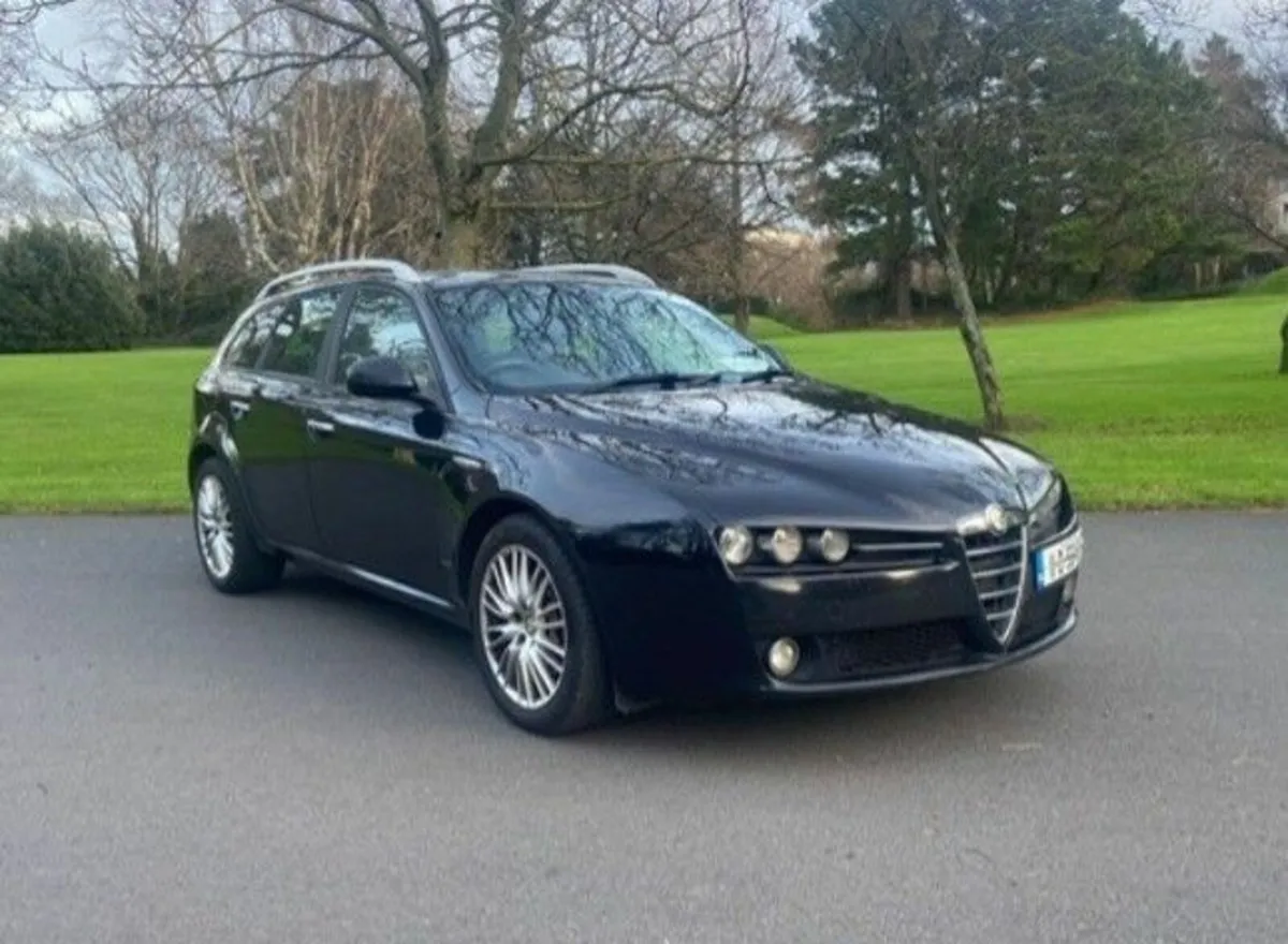 2011 Alfa Romeo 159 Sportwagon – 1.9 JTDM – Black - Image 1