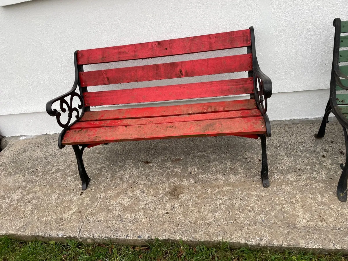 Cast iron garden bench - Image 1