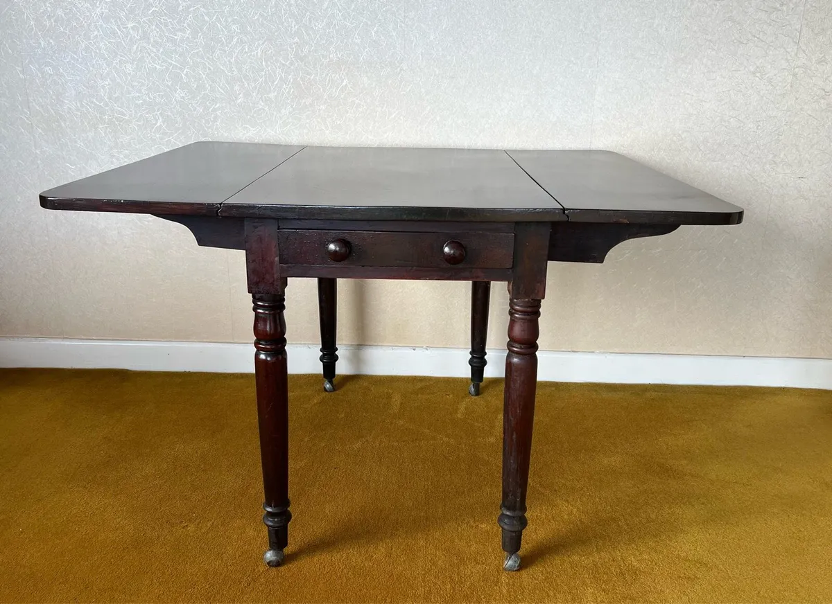 Beautifully restored, 19th century, table - Image 2