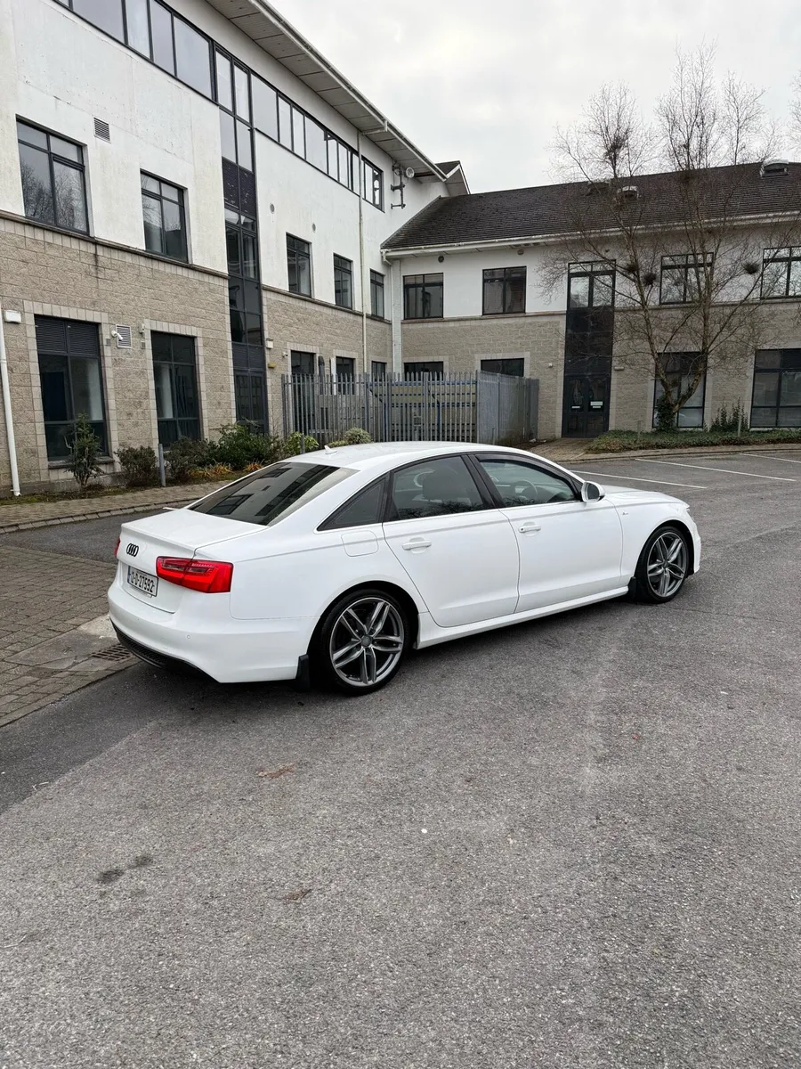 2012 Audi A6 S-Line Ultra 2.0TDI 6 Spd Immaculate - Image 4