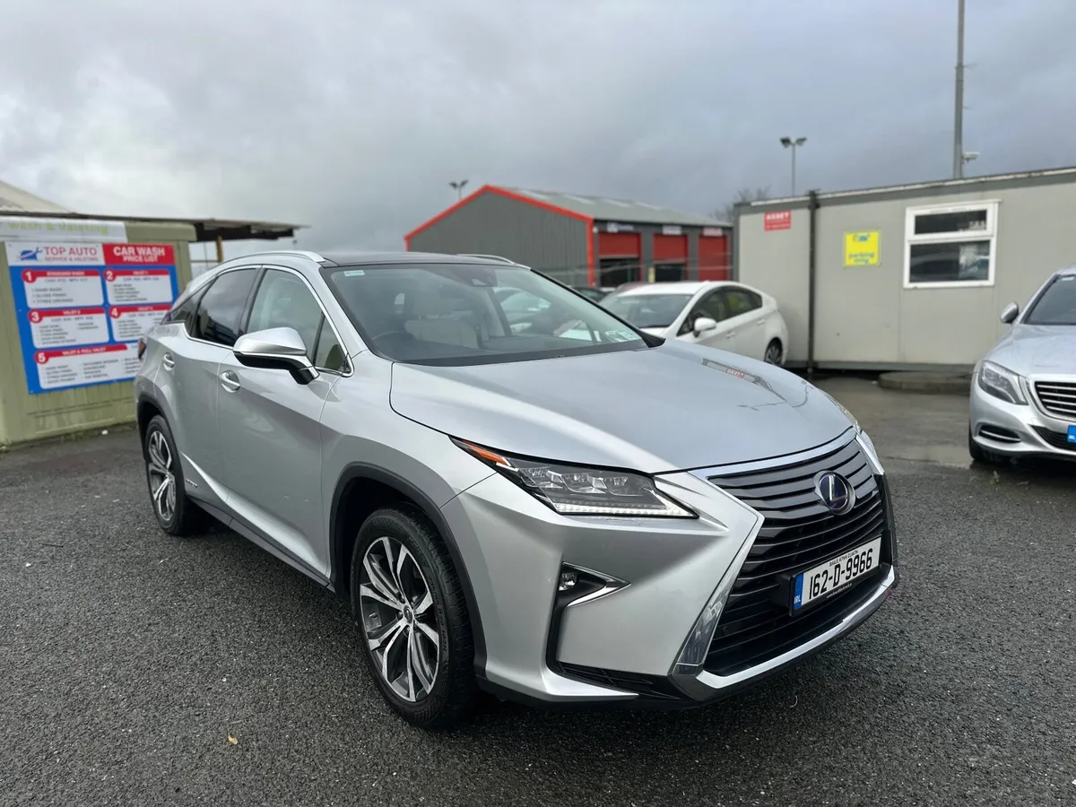 Lexus RX low mileage - Image 4