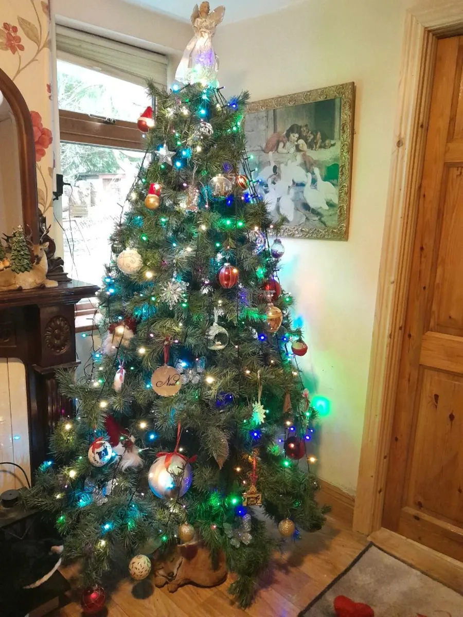 Christmas Tree 6ft - Image 1