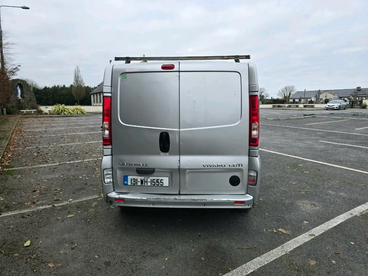 Vivaro 2.0cdti sportive lwb cvrt and tax - Image 3