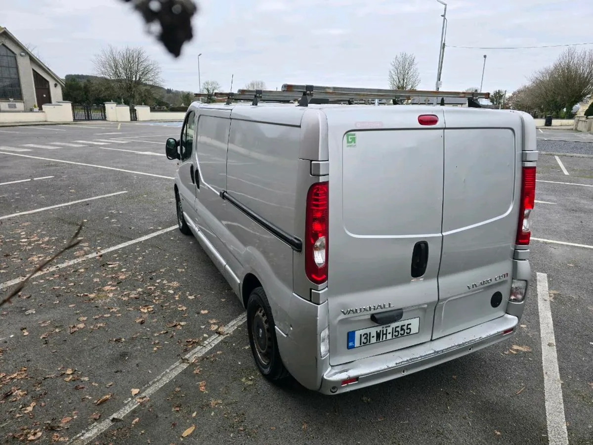 Vivaro 2.0cdti sportive lwb cvrt and tax - Image 4