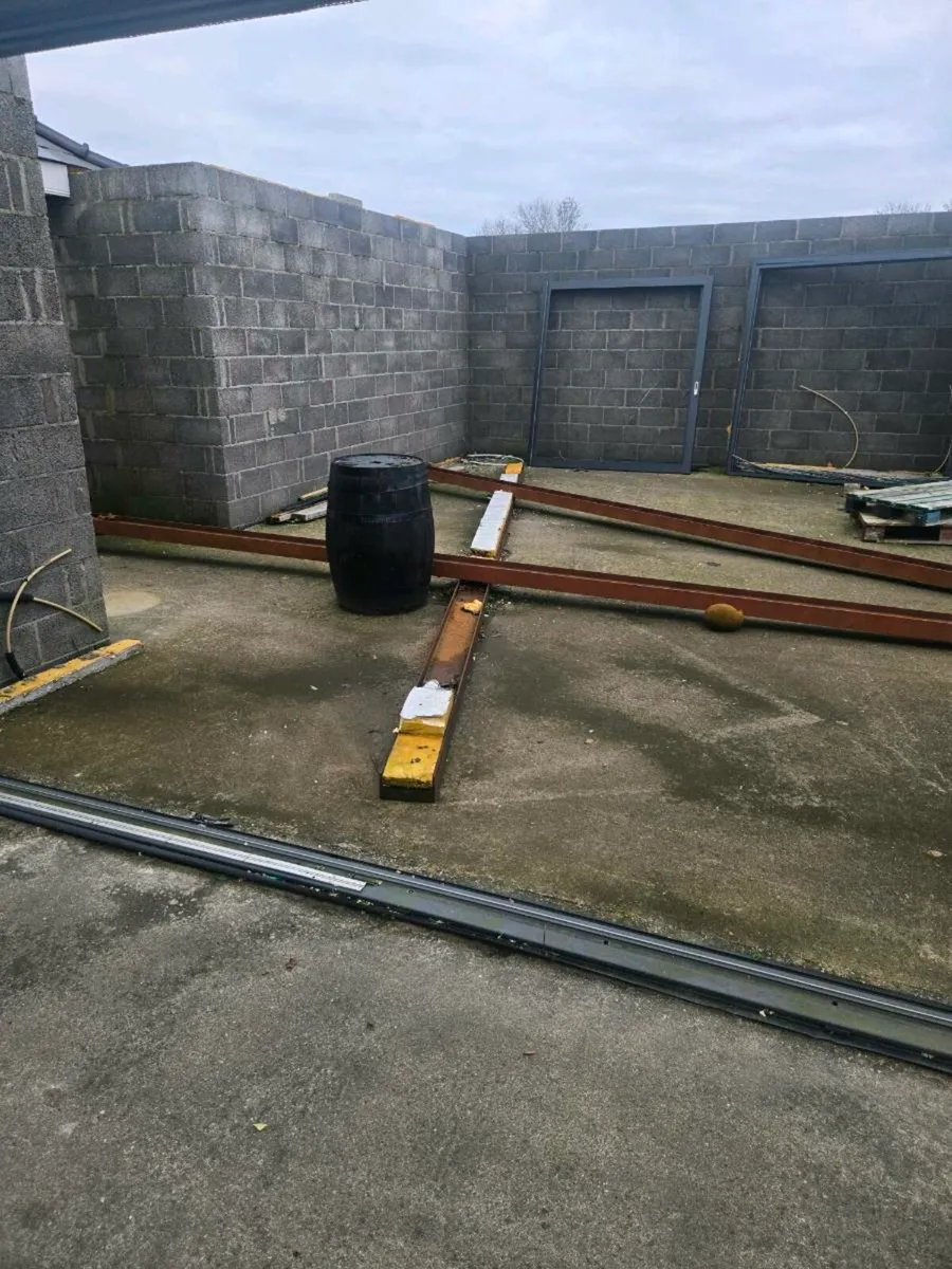 Sliding door bi folding door & RSJs - Image 3