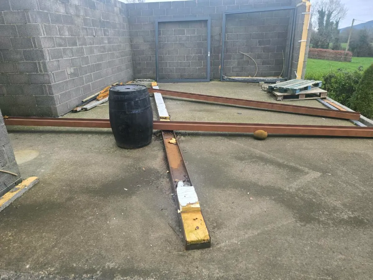 Sliding door bi folding door & RSJs - Image 4