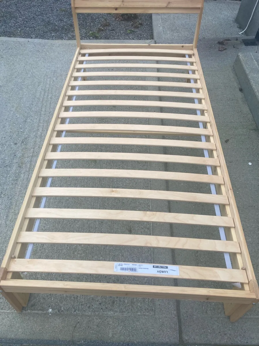 Wooden single bed - Image 3