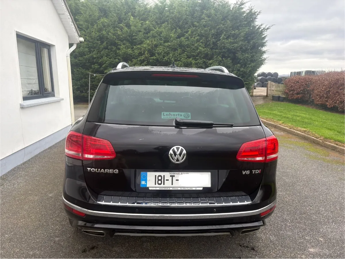 Volkswagen Touareg 2018 Commercial taxed, Passenge - Image 2