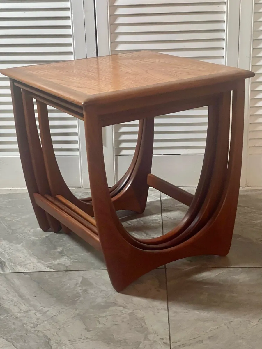 Mid century G Plan nesting tables - Image 3