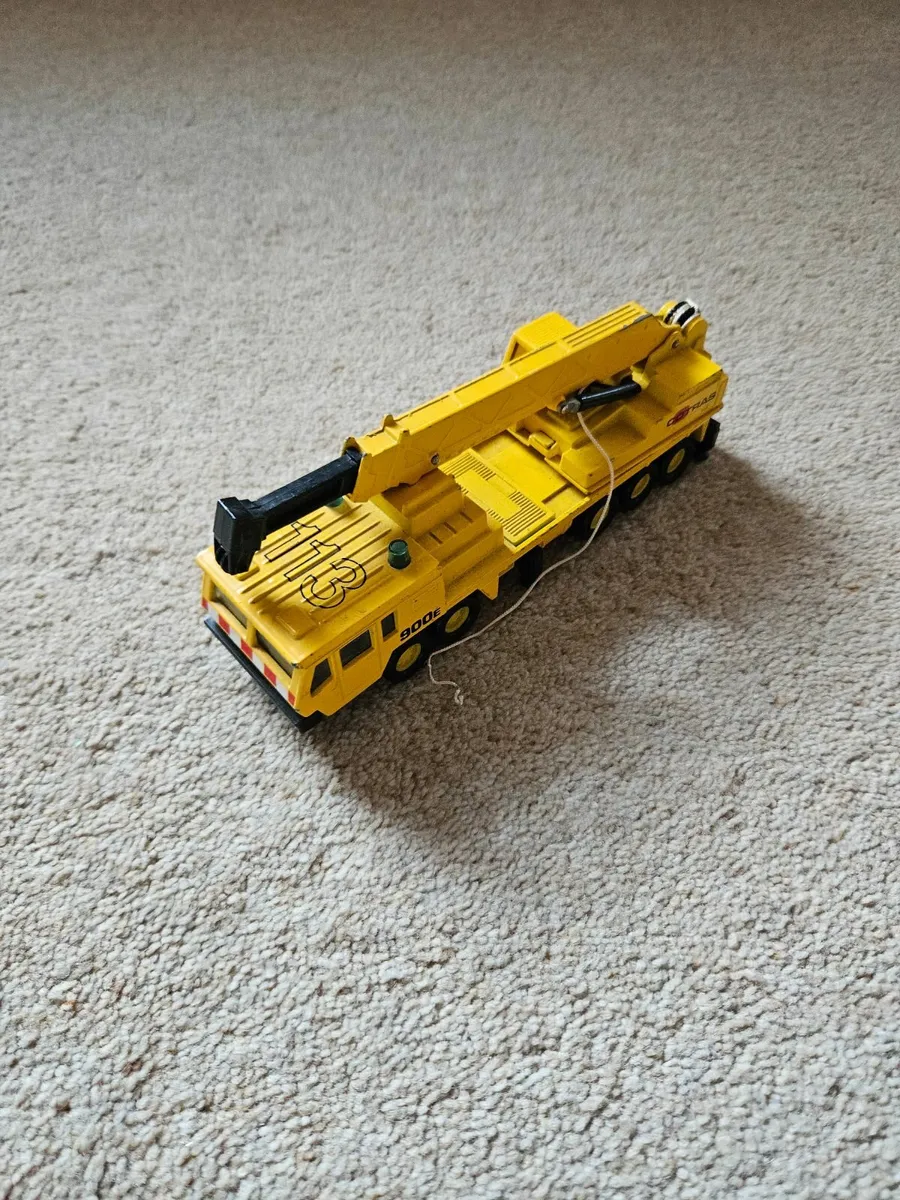 Matchbox Crane - Image 1
