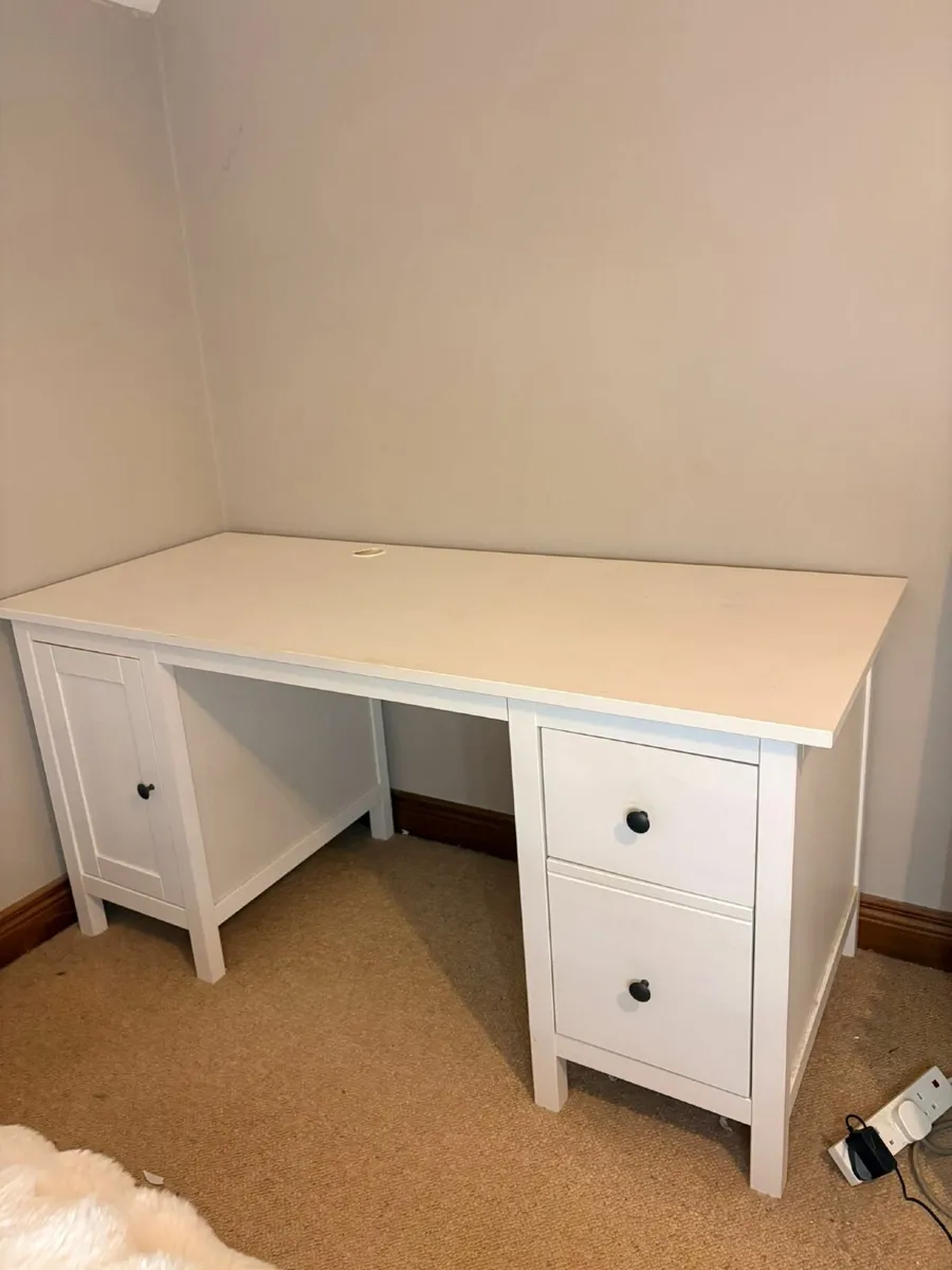 Office desk - Image 2