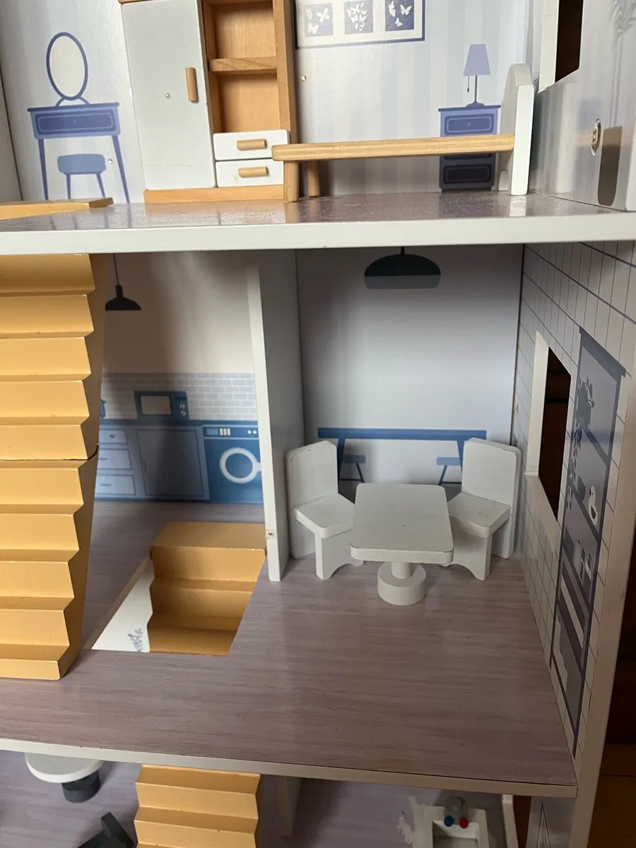 Wooden Dolls House free to a good home - Image 2