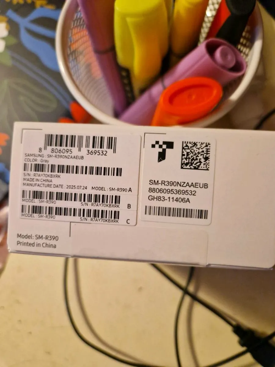 Galaxy fit3 smart watch - Image 3