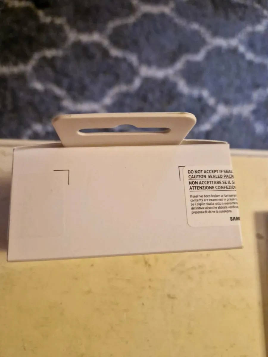 Galaxy fit3 smart watch - Image 4