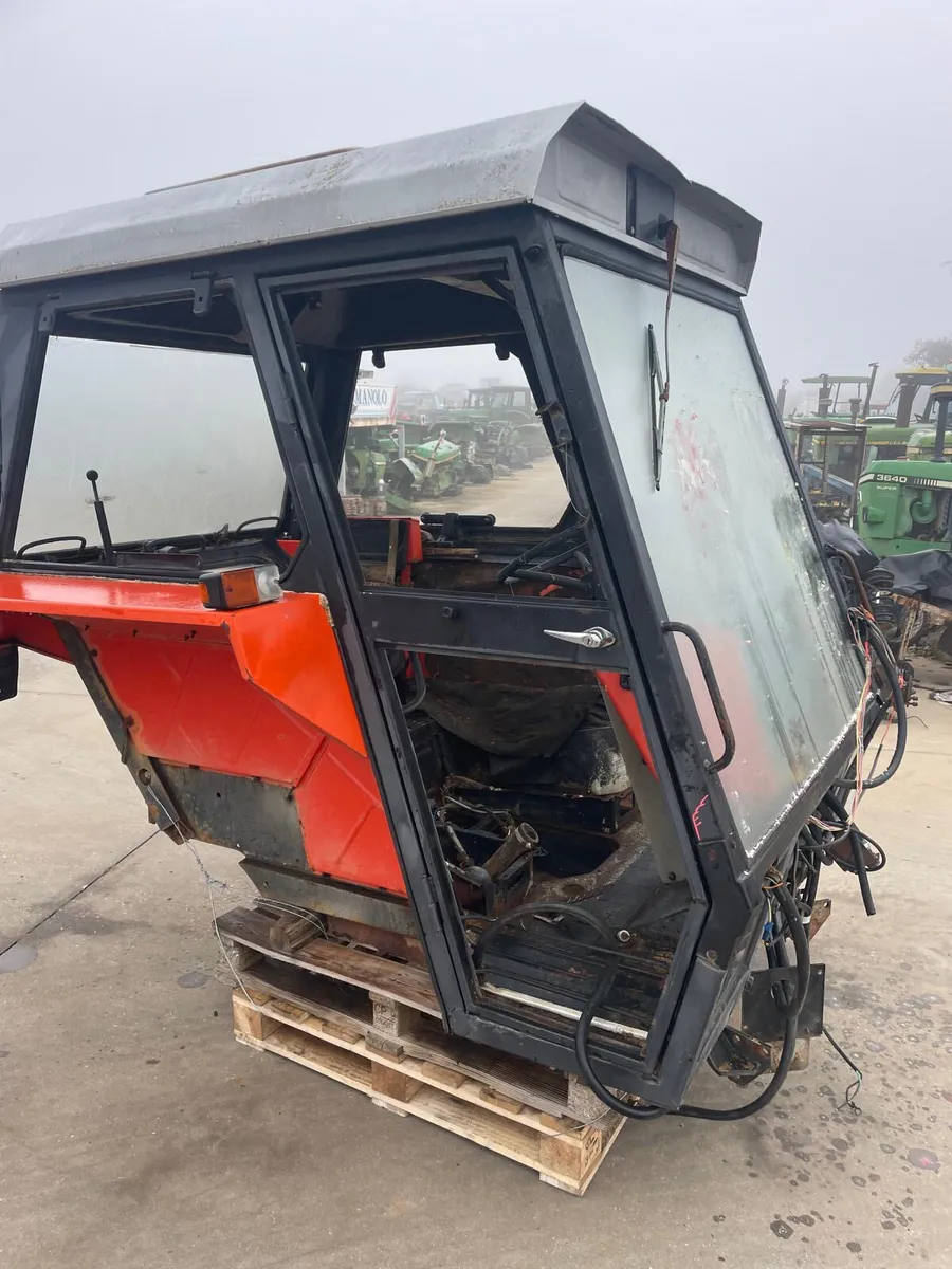 European Ursus Cab - Image 1