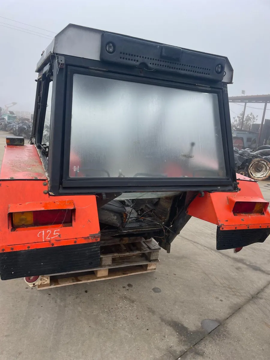 European Ursus Cab - Image 3